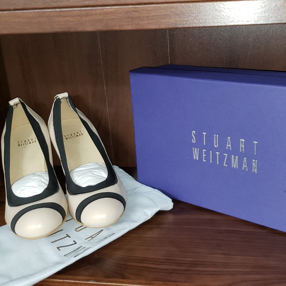Stuart Weitzman Easily Pumps